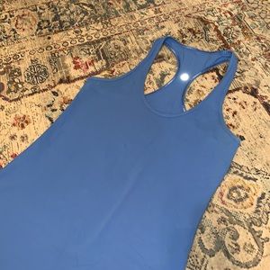 Lululemon top